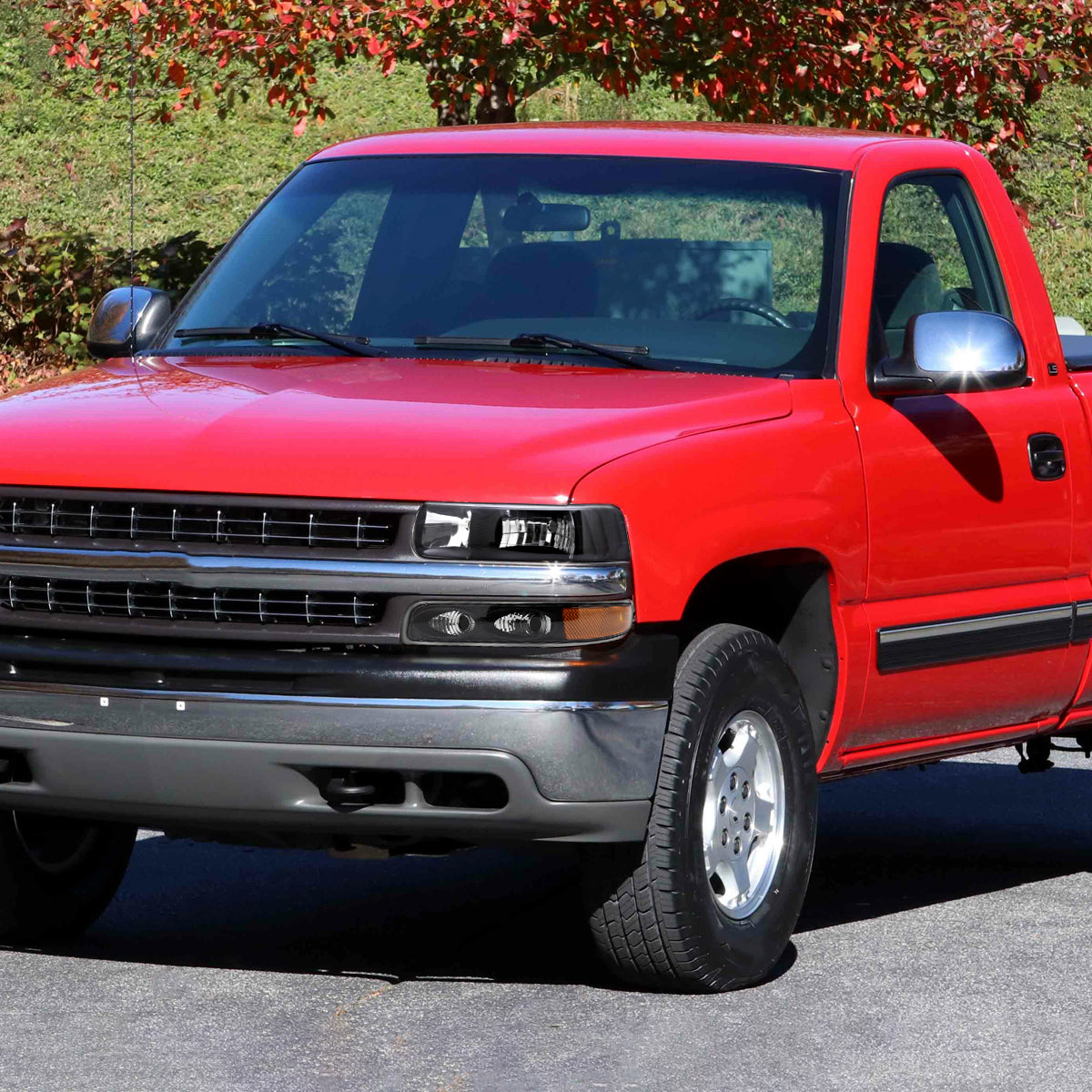 1999-2002 Chevrolet Silverado/ 2000-2006 Tahoe/Suburban Factory Style Headlights w/ Bumper Light Assembly (Chrome Housing / Smoked Lens)