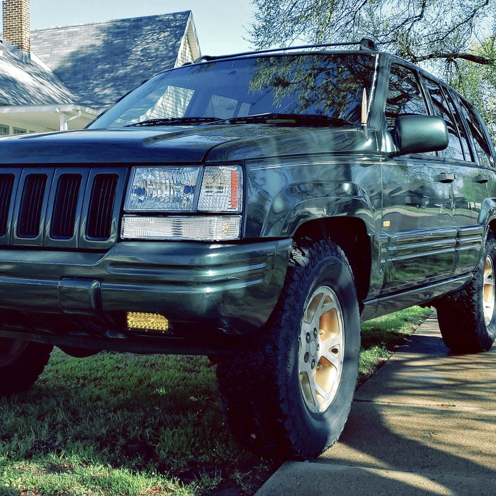 1993-1998 Jeep Grand Cherokee Corner Lights w/ Amber Reflectors (Chrome Housing/Clear Lens)