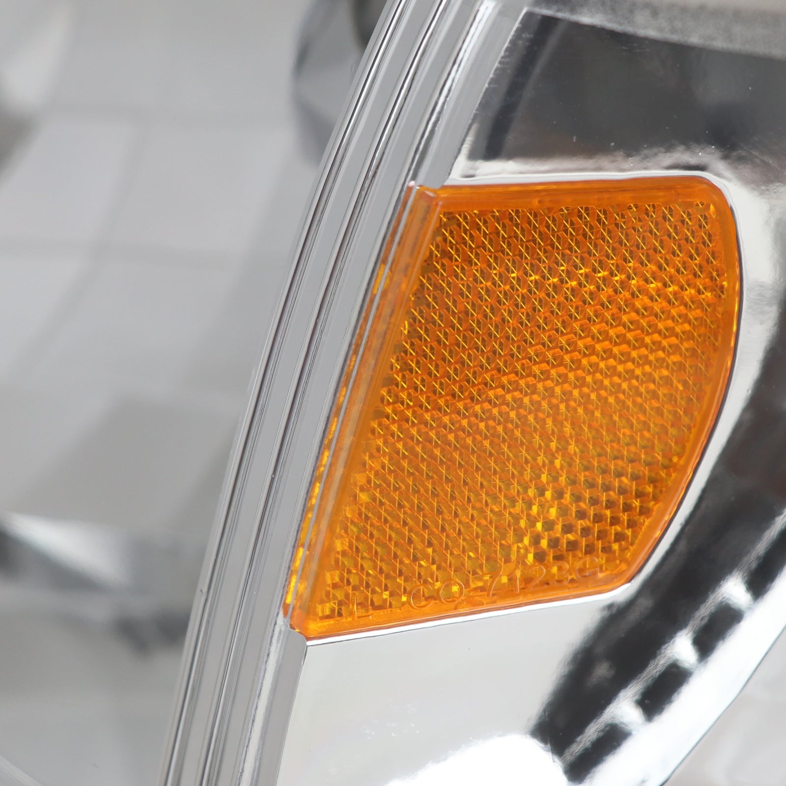 1993-1997 Ford Ranger Factory Style Headlights w/ Corner Signal Lights (Chrome Housing/Clear Lens)