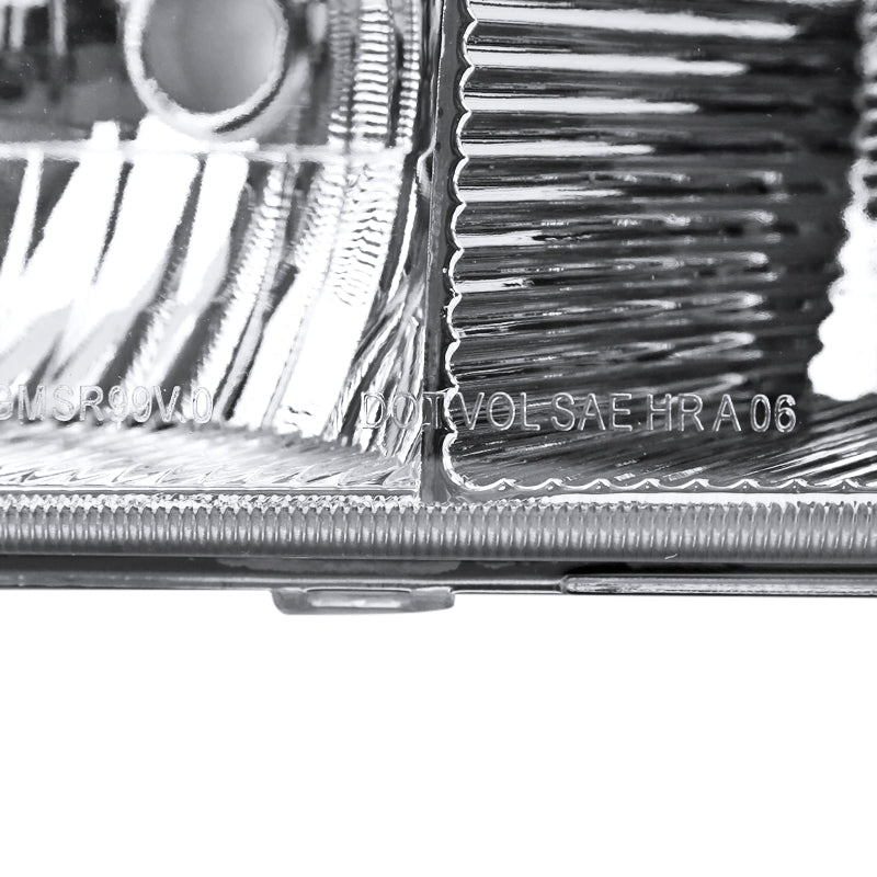 1999-2006 GMC Sierra/Yukonk/Yukon XL Crystal Headlights w/ Amber Reflector (Chrome Housing/Clear Lens)