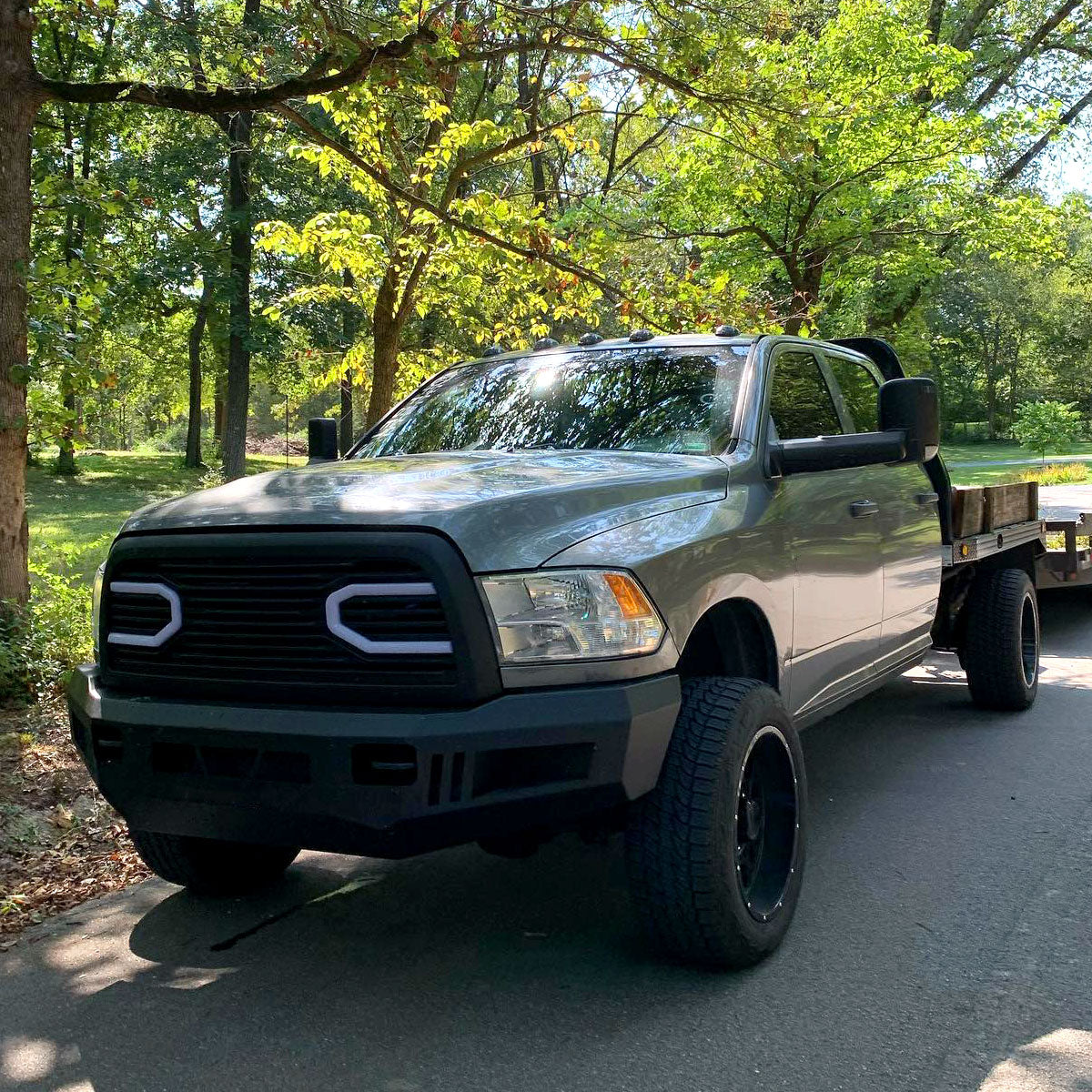 2009-2018 Dodge RAM 1500/ 2019-2021 RAM Classic/ 2010-2018 RAM 2500 3500 Factory Quad Style Headlights (Chrome Housing/Clear Lens)