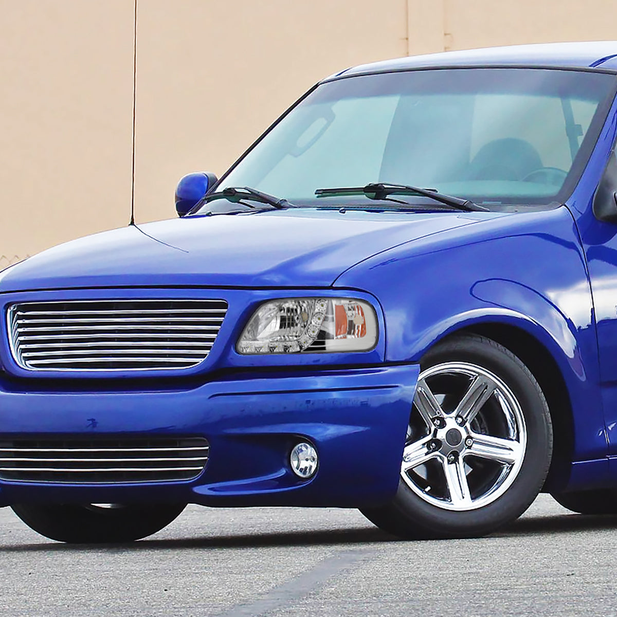1997-2004 Ford F-150/Expedition Factory Style Crystal Headlights w/ SMD LED Light Strip (Chrome Housing/Clear Lens)