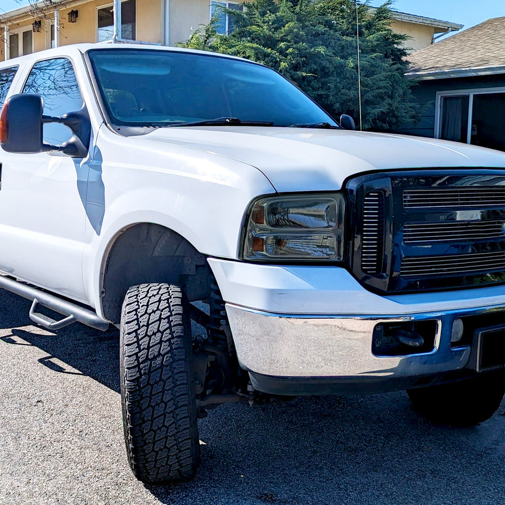 2005-2007 Ford F-250/F-350/F-450/F-550/Excursion Crystal Headlights (Chrome Housing/Somke Lens)