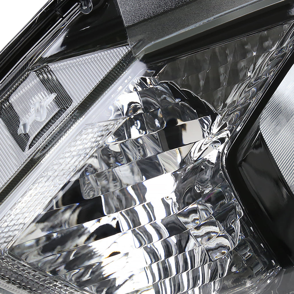 2016-2018 Honda HR-V Crystal Headlights w/ Amber Reflectors (Glossy Black Housing/Clear Lens)