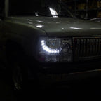 1999-2002 Chevrolet Silverado 1500 2500/ 2000-2006 Tahoe Suburban 1PC Factory Style Headlights w/ SMD LED Light Strip & Bumper Lights (Chrome Housing/Clear Lens)