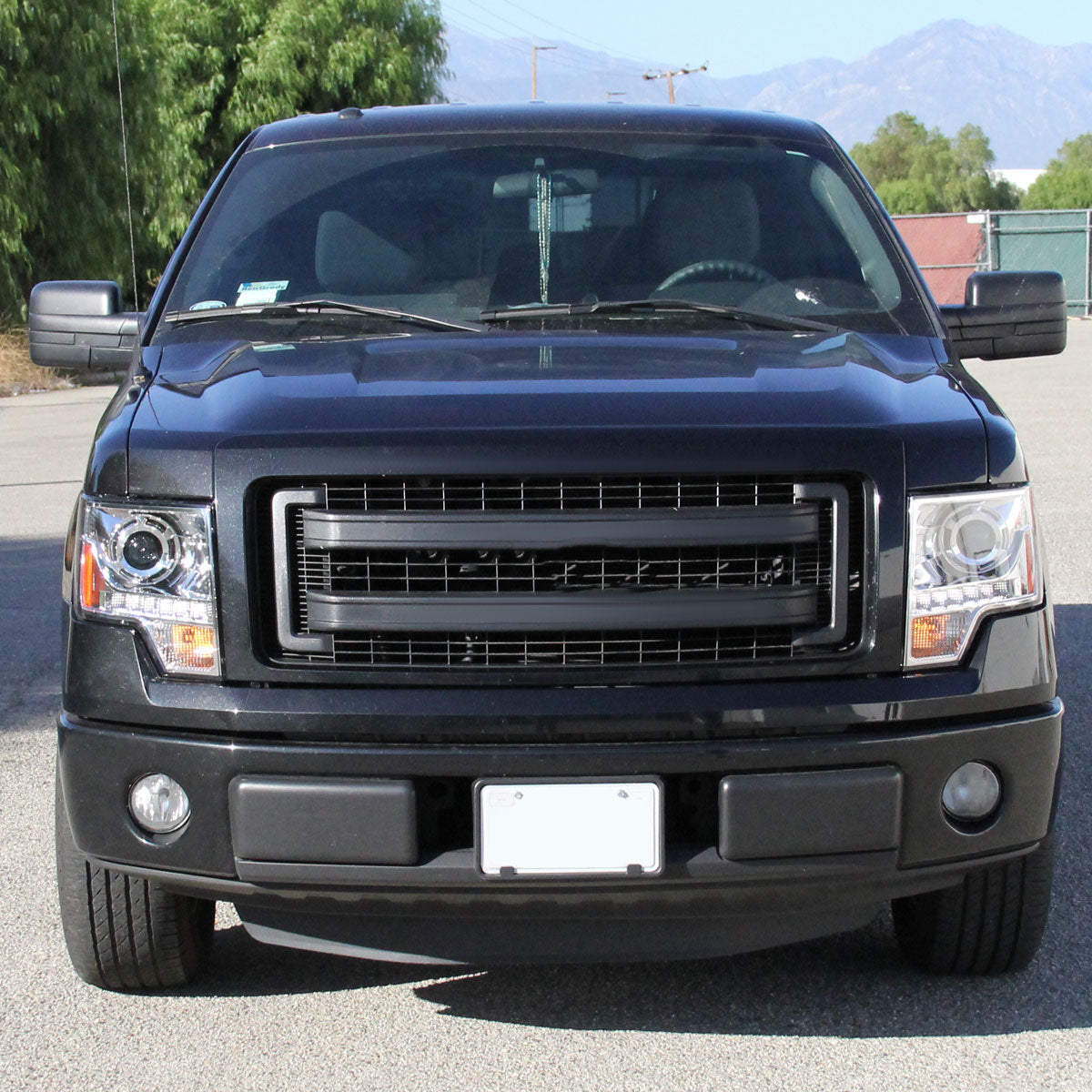 2009-2014 Ford F-150 Projector Headlights w/ LED Light Strip (Chrome Housing/Clear Lens)