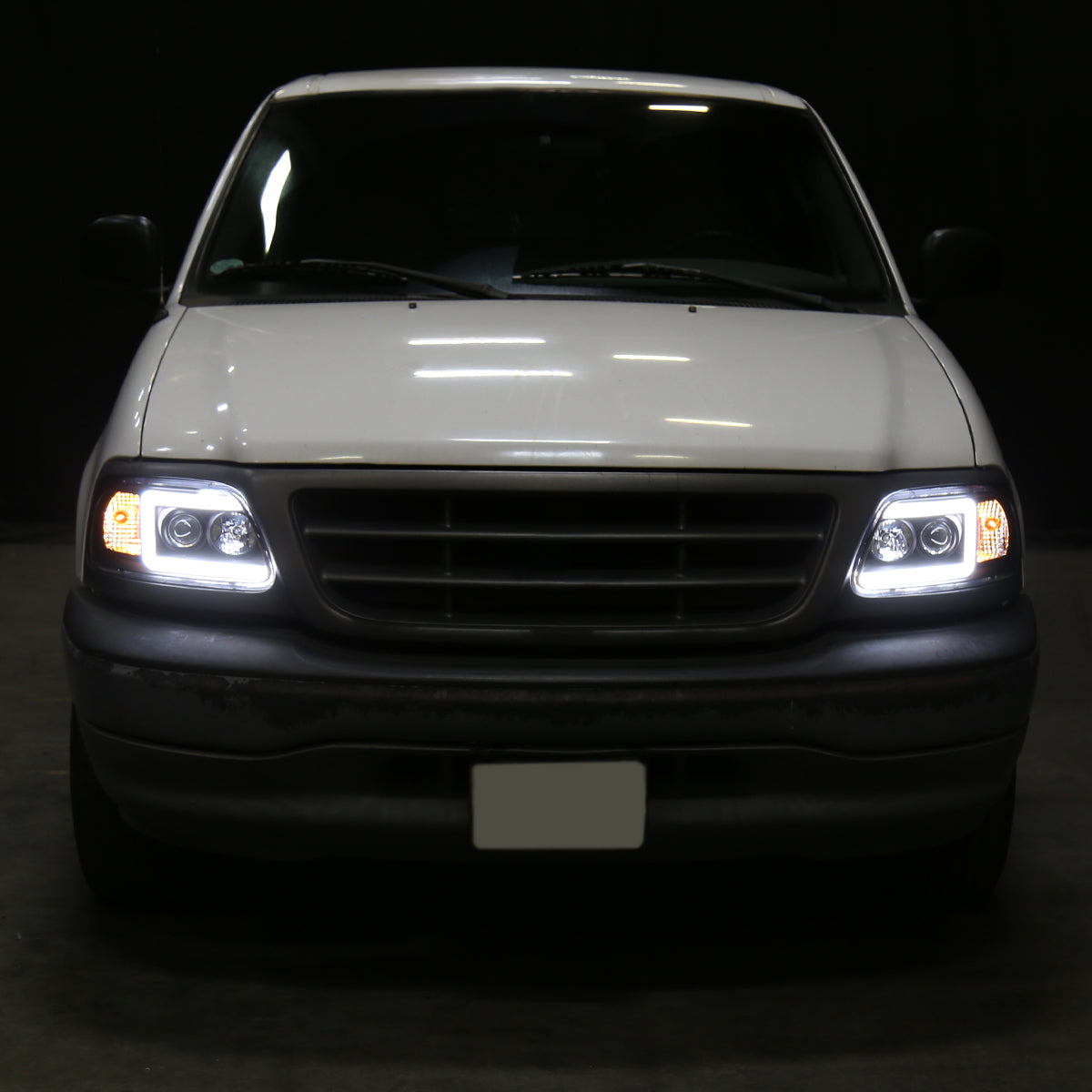 1997-2004 Ford F-150 / 1997-2002 Expedition LED C-Bar Projector Headlights (Black Housing/Clear Lens)