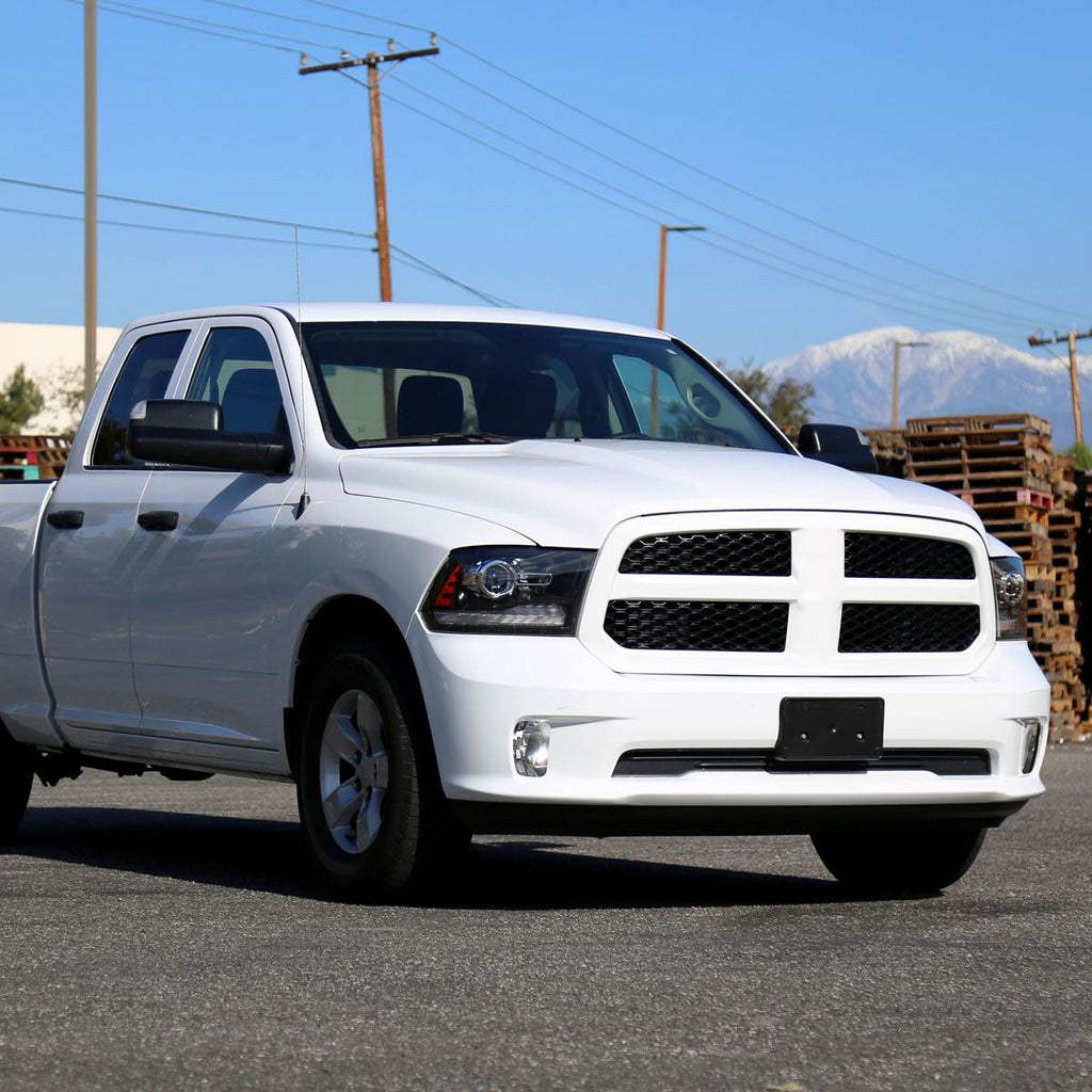 2009-2018 Dodge RAM 1500 / 2019-2021 RAM Classic / 2010-2018 RAM 2500 3500 Switchback Sequential LED Bar Projector Headlights (Matte Black Housing/Clear Lens)
