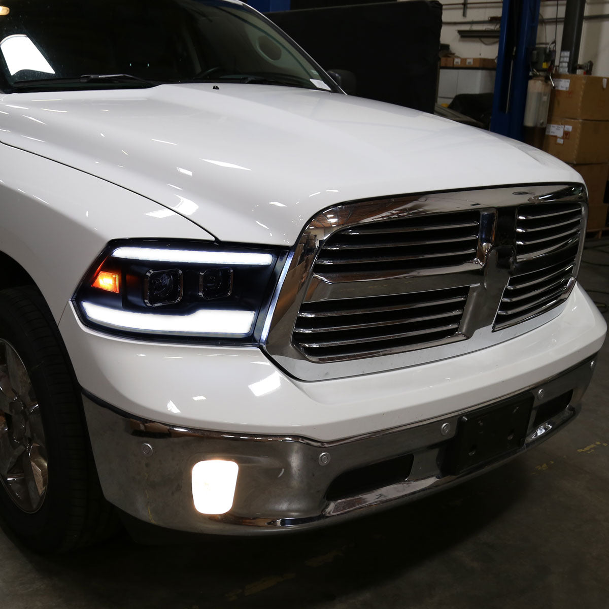 2009-2018 Dodge RAM 1500  / 2019-2021 RAM Classic / 2010-2018 RAM 2500 3500 Switchback Sequential Projector Headlights (Matte Black Housing/Smoked Lens)