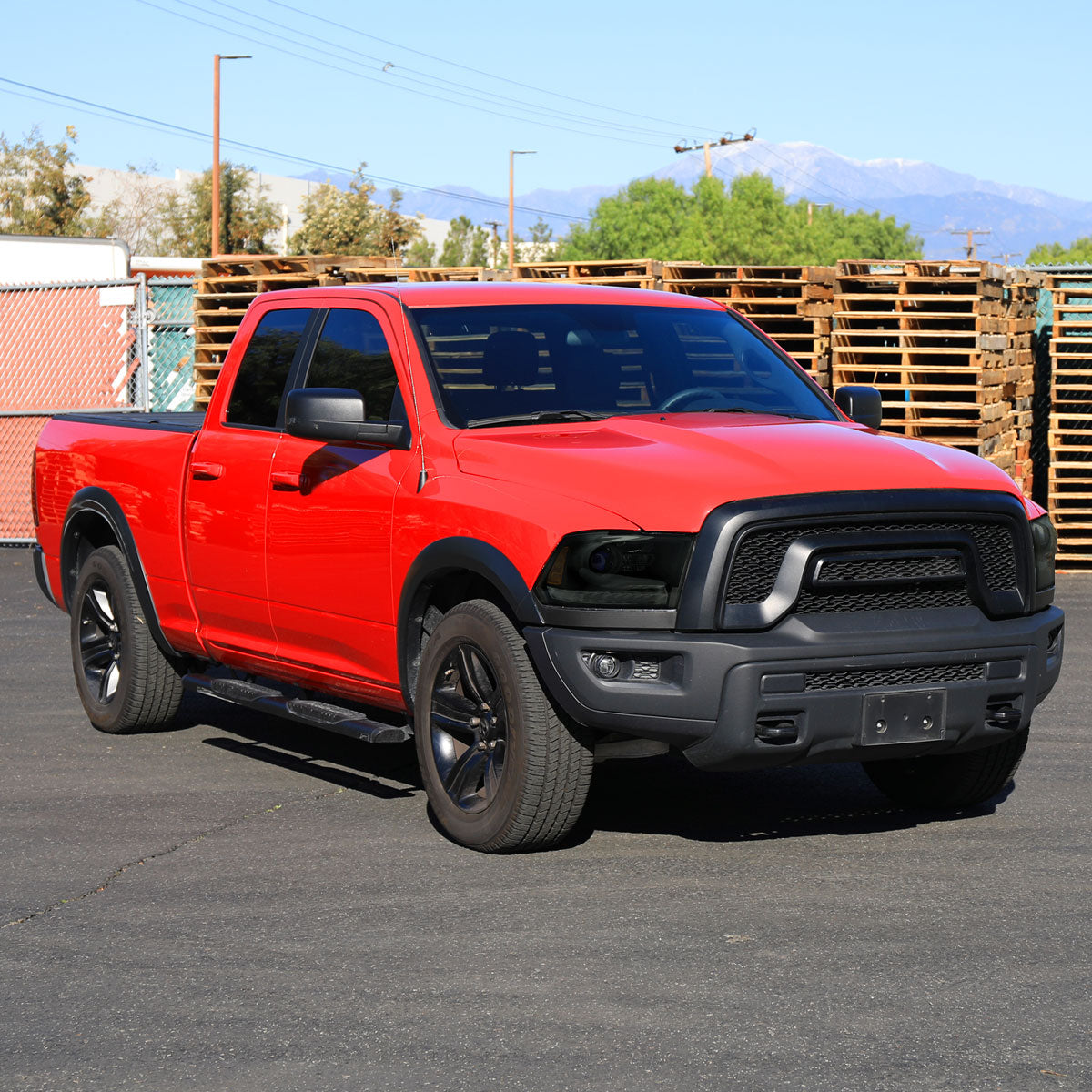 2013-2018 Ram 1500 2500 3500 Switchback Sequential LED Bar Signal Projector Headlights (Black Housing / Smoked Lens)