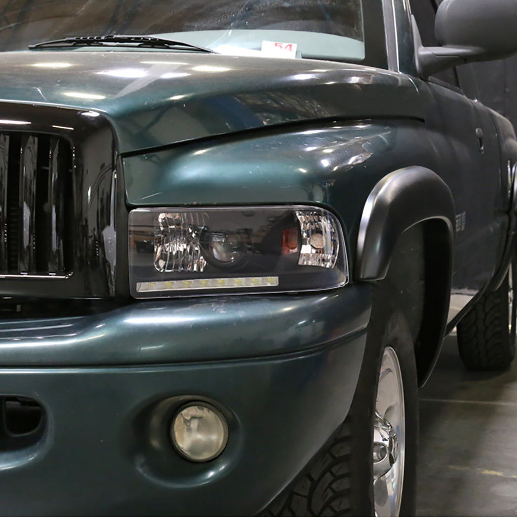 1994-2001 Dodge RAM 1500/ 1994-2002 RAM 2500 3500 Projector Headlights w/ SMD LED Light Strip (Matte Black Housing/Clear Lens)