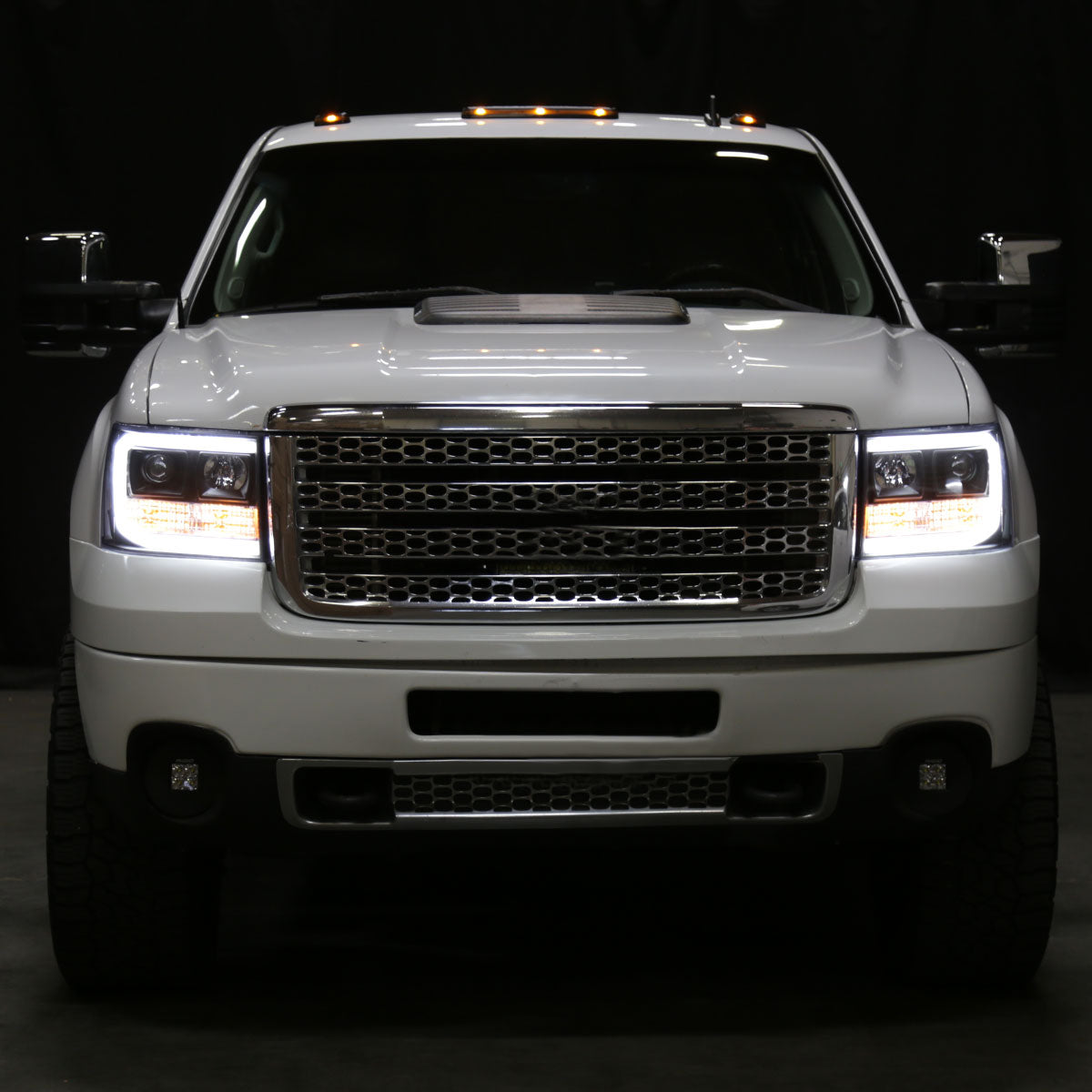 2007-2013 GMC Sierra 1500 / 2007-2014 Sierra 1500HD 2500HD 3500HD / 2009-2013 Sierra 1500 Hybrid LED C-Bar Projector Headlights (Matte Black Housing/Clear Lens)