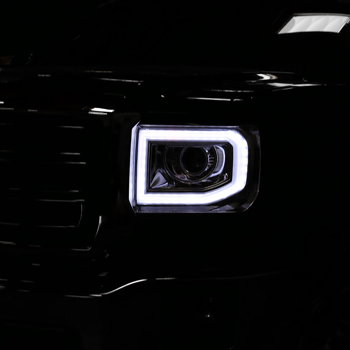 2014-2019 GMC Sierra 1500/2500HD/3500HD LED Bar Projector Headlight w/ LED Turn Signals (Chrome Housing/Clear Lens)