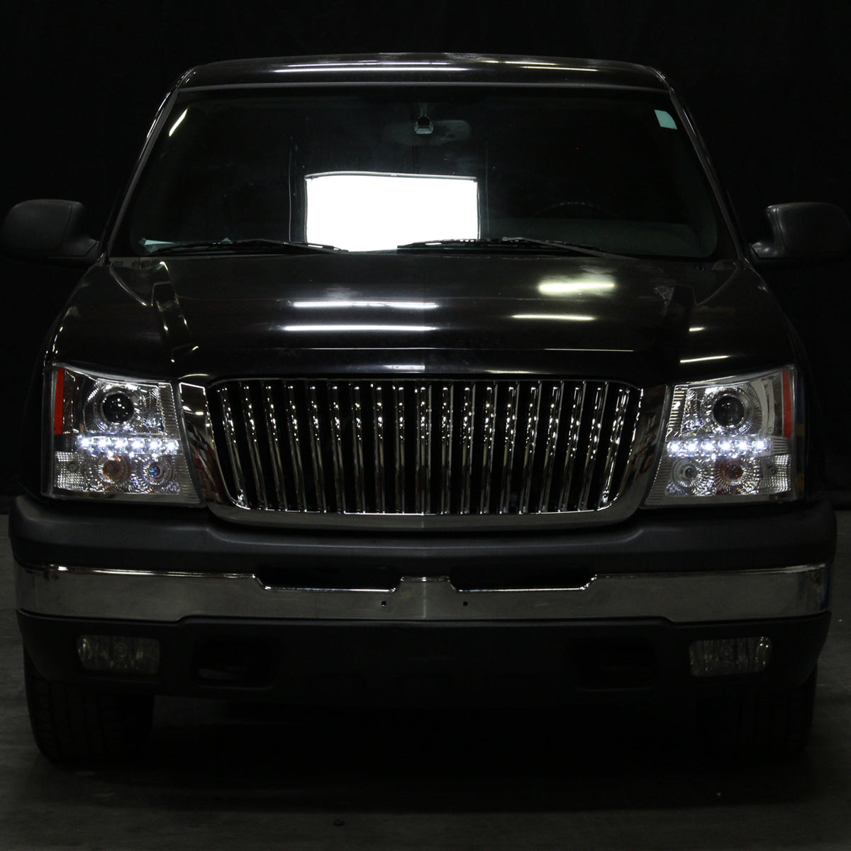 2002-2006 Chevrolet Avalanche/ 2003-2007 Silverado 1PC Style Projector Headlights w/ SMD LED Light Strip & Bumper Lights (Chrome Housing/Clear Lens)