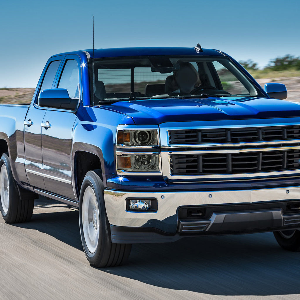 2014-2015 Chevrolet Silverado 1500 Projector Headlights w/ Chrome Trim (Chrome Housing/Light Smoked Lens)