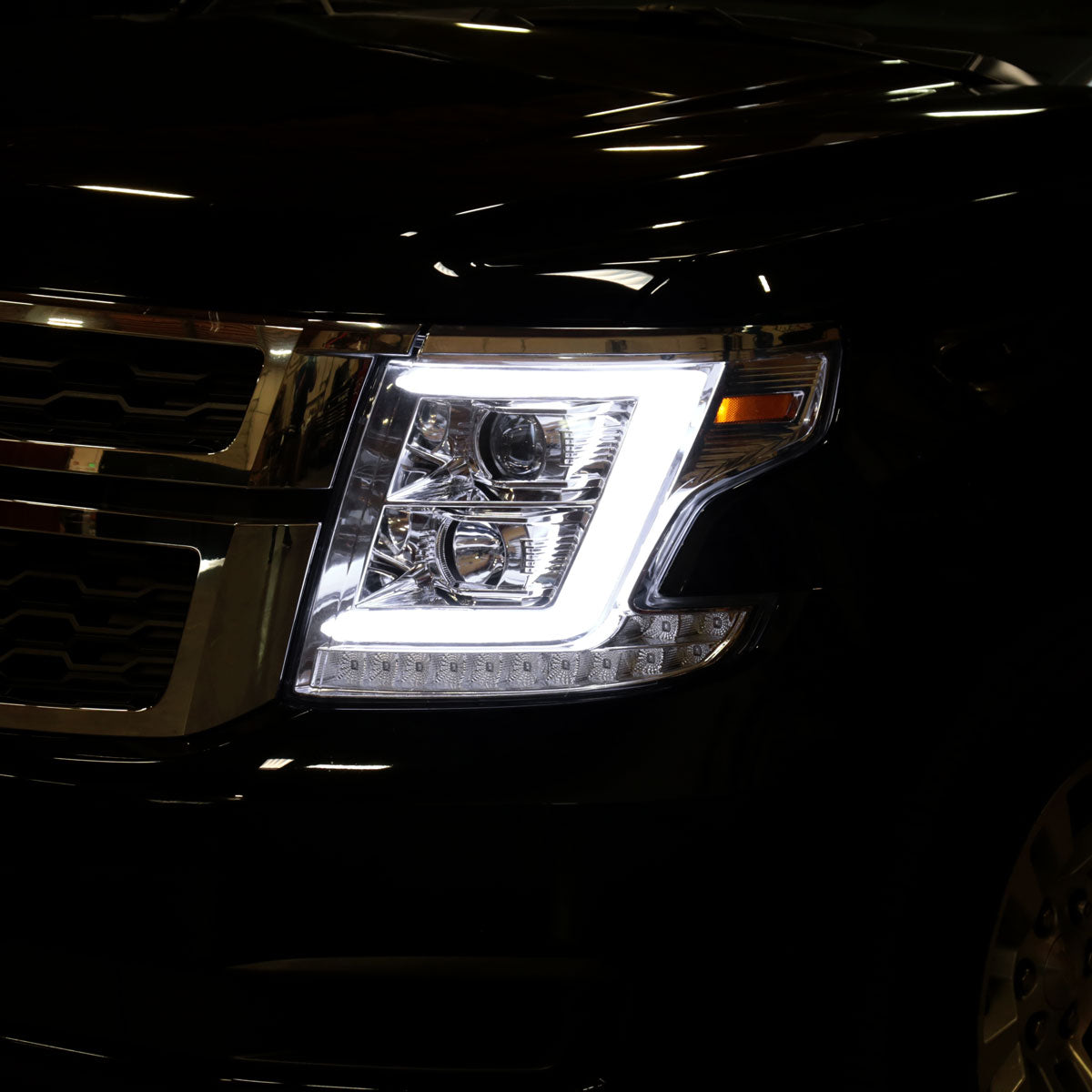 2015-2020 Chevrolet Tahoe Suburban/ 2016-2019 Suburban 3500HD LED C-Bar Projector Headlights w/ LED Turn Signal Lights (Chrome Housing/Clear Lens)