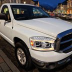 2006-2008 Dodge RAM 1500 / 2006-2009 RAM 2500 3500 Projector Headlights with Switchback Amber LED Strips, Sequential Turn Signals, DRL & Startup Animation (Chrome Housing / Clear Lens)