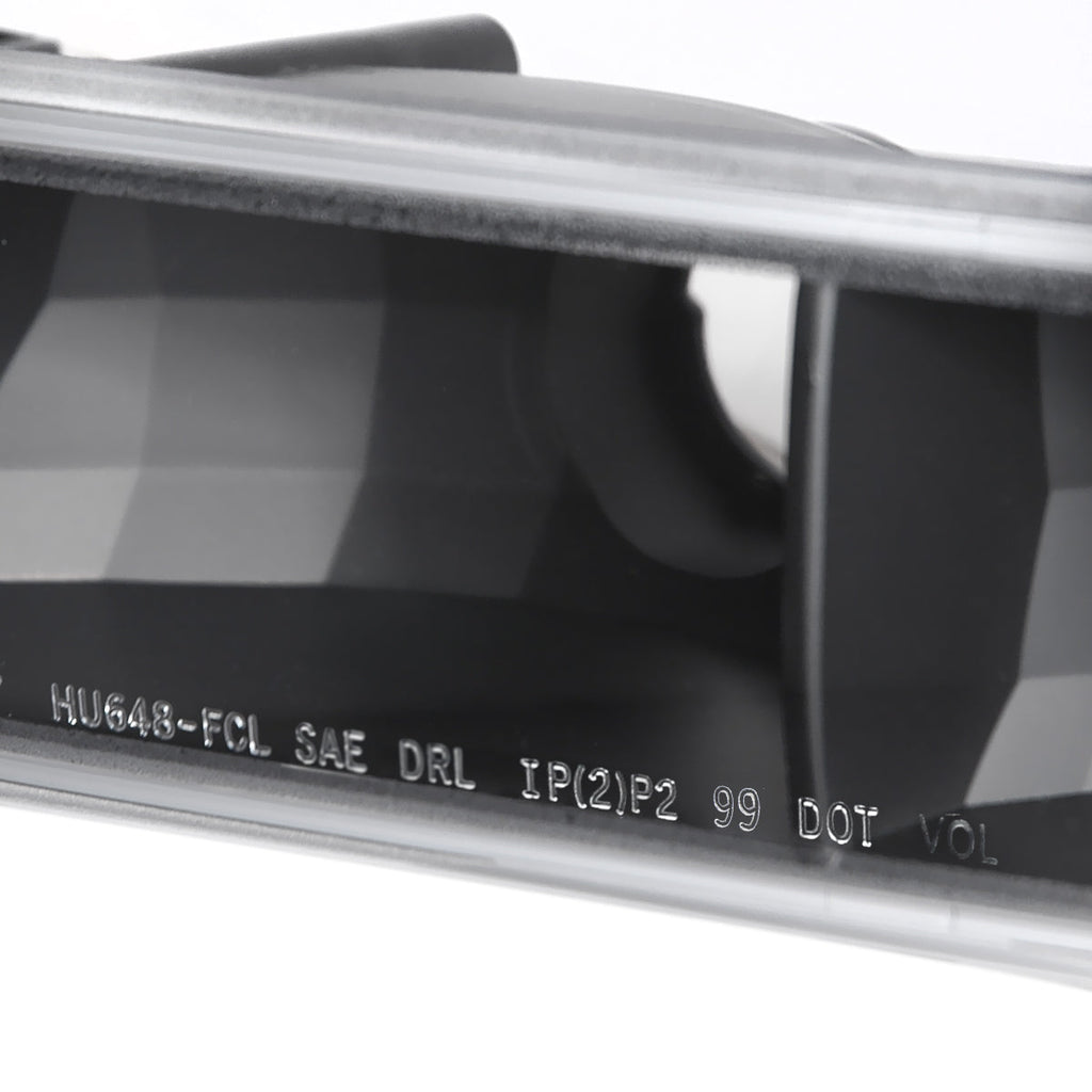 1999-2007 GMC Sierra/Yukon/Yukon XL Bumper Lights (Matte Black Housing/Clear Lens)