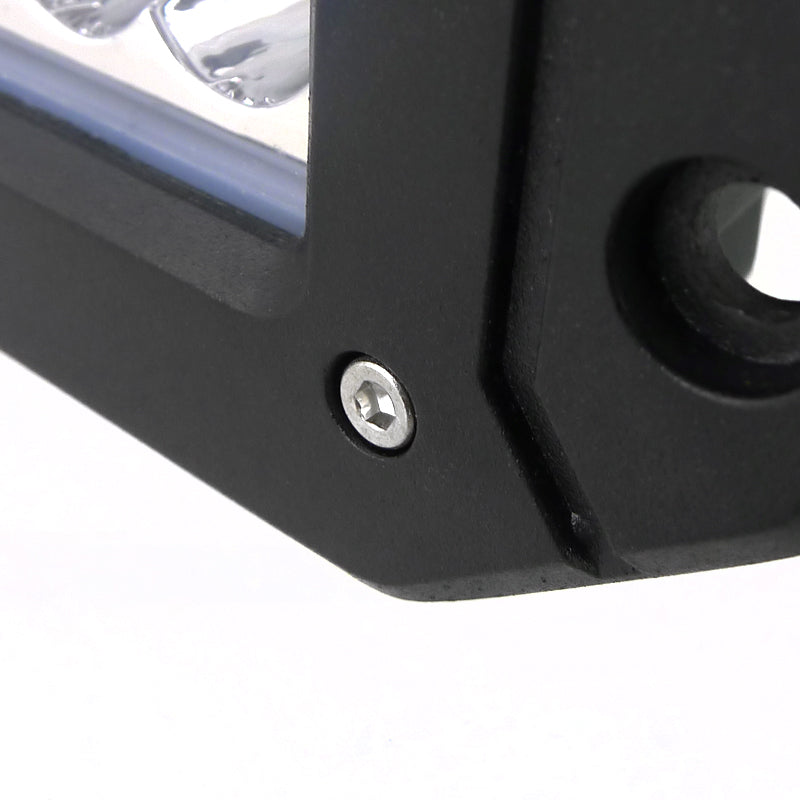 Universal Off Road 6000K Spot Beam 18W 6-LED Cub Fog Light w/ Stainless Steel Mounting Bracket (Black Aluminum Housing/Glass Lens)