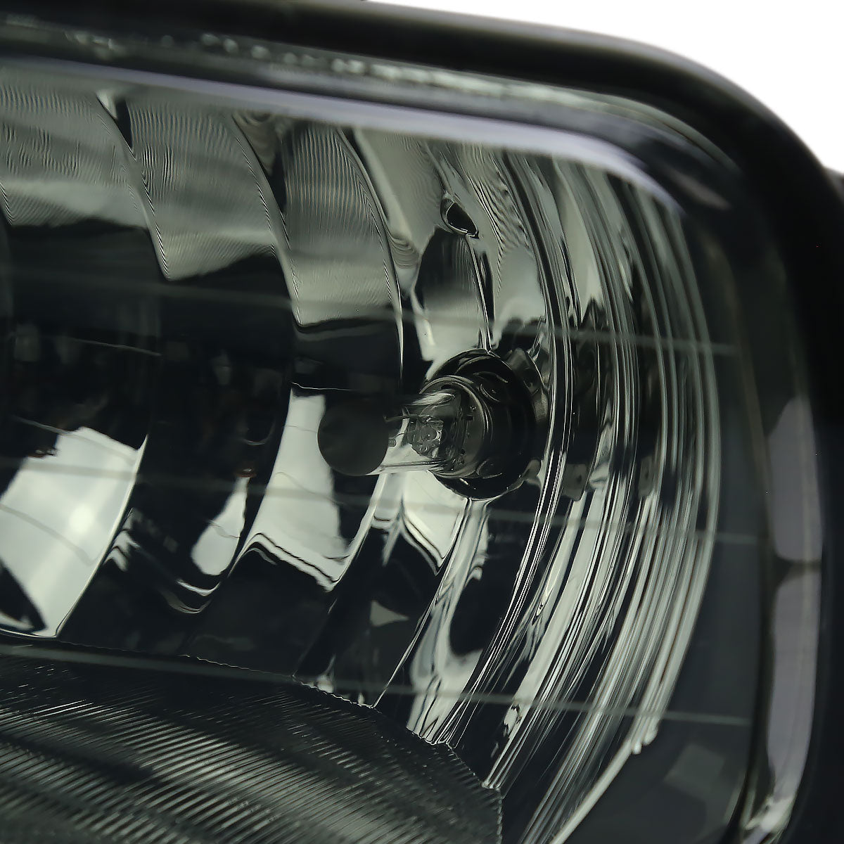 2009-2012 Dodge RAM 1500/ 2010-2018 RAM 2500/3500 H10 Fog Lights (Chrome Housing/Smoked Lens)