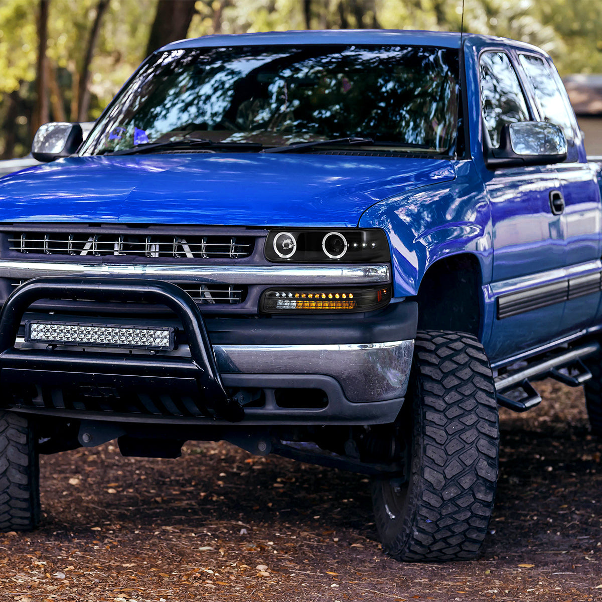 1999-2002 Chevrolet Silverado/ 2000-2006 Chevrolet Tahoe/Suburban Dual Halo Projector Headlights with LED Sequential Turn Signal Bumper Lights (Matte Black Housing/Clear Lens)