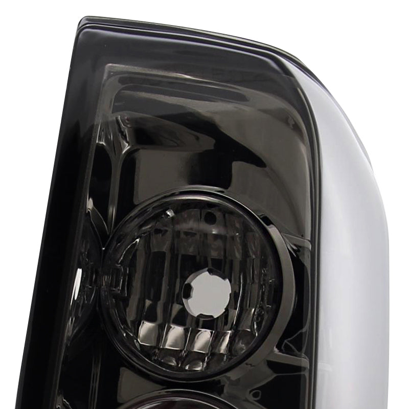 2005-2014 Nissan Frontier/ 2009-2012 Suzuki Equator Tail Lights (Chrome Housing/Smoked Lens)