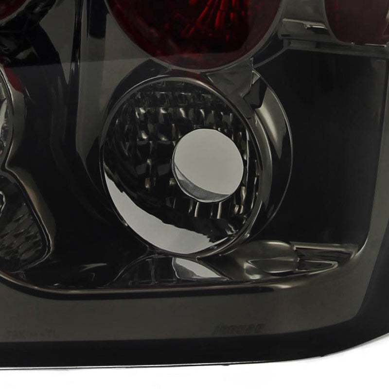 2005-2006 Jeep Grand Cherokee Tail Lights (Chrome Housing/Smoked Lens)