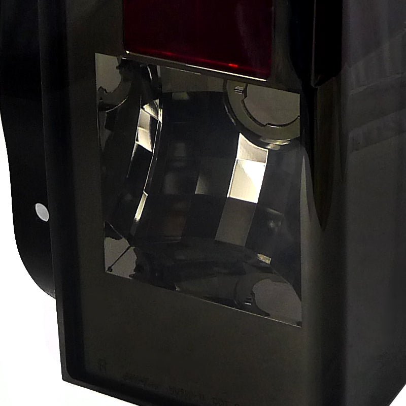 2005-2010 Hummer H3 Tail Lights (Chrome Housing/Smoked Lens)
