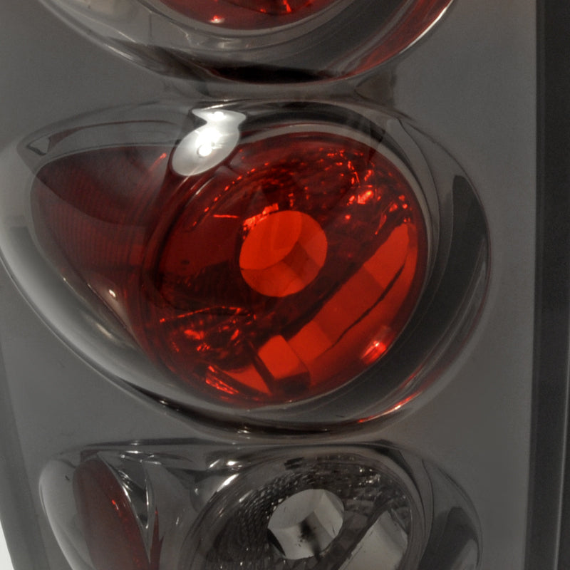 2002-2006 Dodge RAM Tail Lights (Chrome Housing/Smoked Lens)