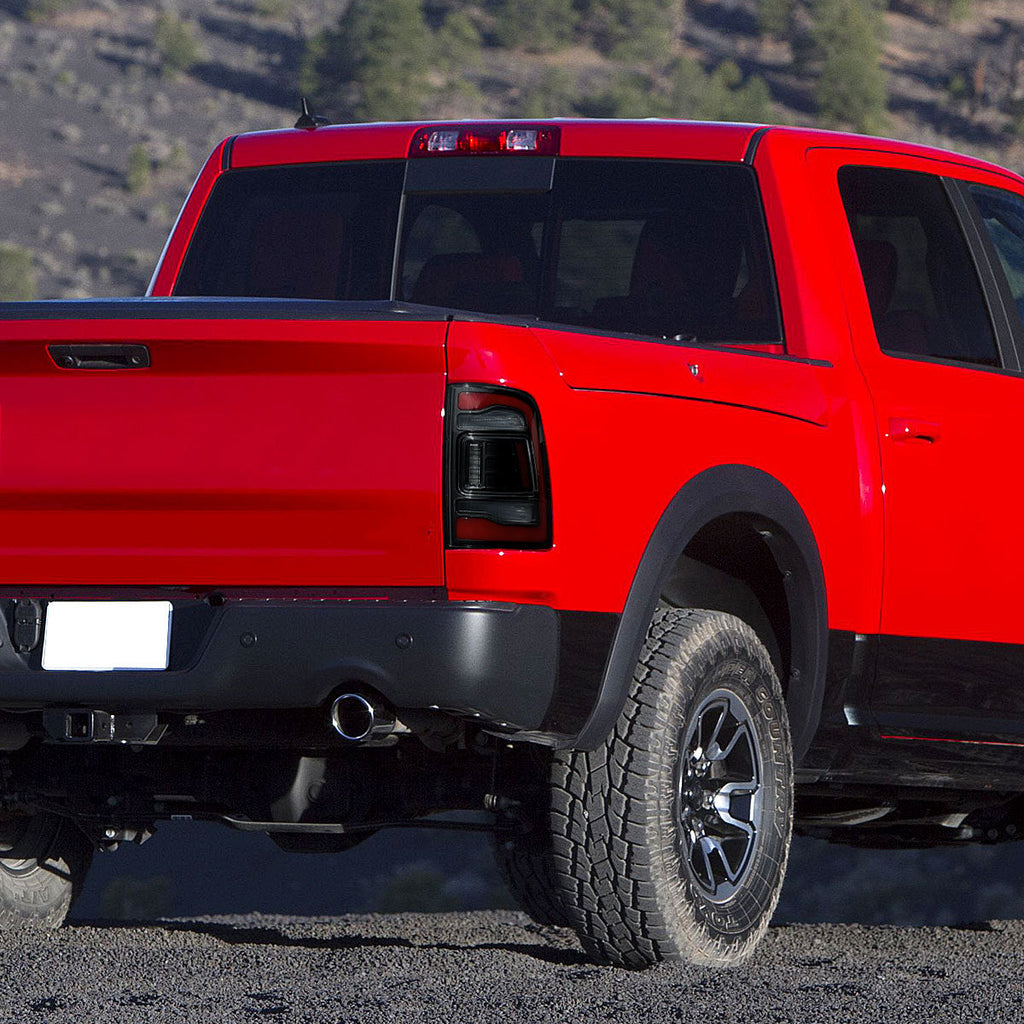 2013-2018 RAM 1500/2500/3500 Sequential Signal LED Tail Lights (Matte Black Housing/Smoked Lens)