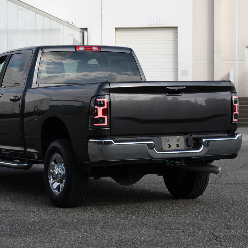 2019-2024 Dodge RAM 2500/3500 LED Sequential Signal Tail Lights (Matte Black Housing/Clear Lens)