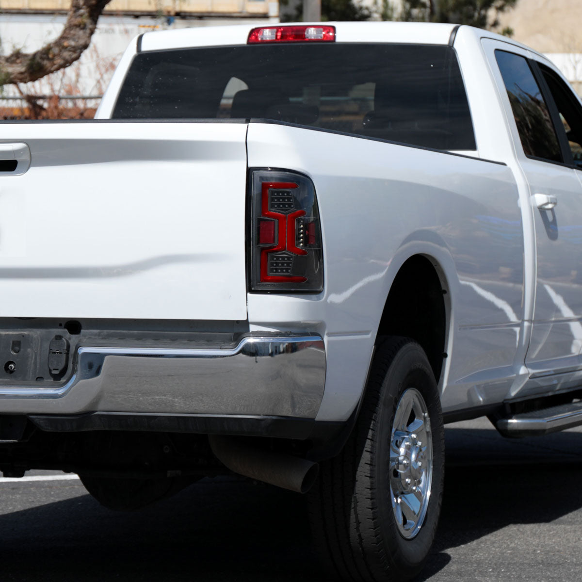 2019-2024 Dodge RAM 2500/3500 Red LED Bar Sequential Signal Tail Lights (Black Housing/Clear Lens)
