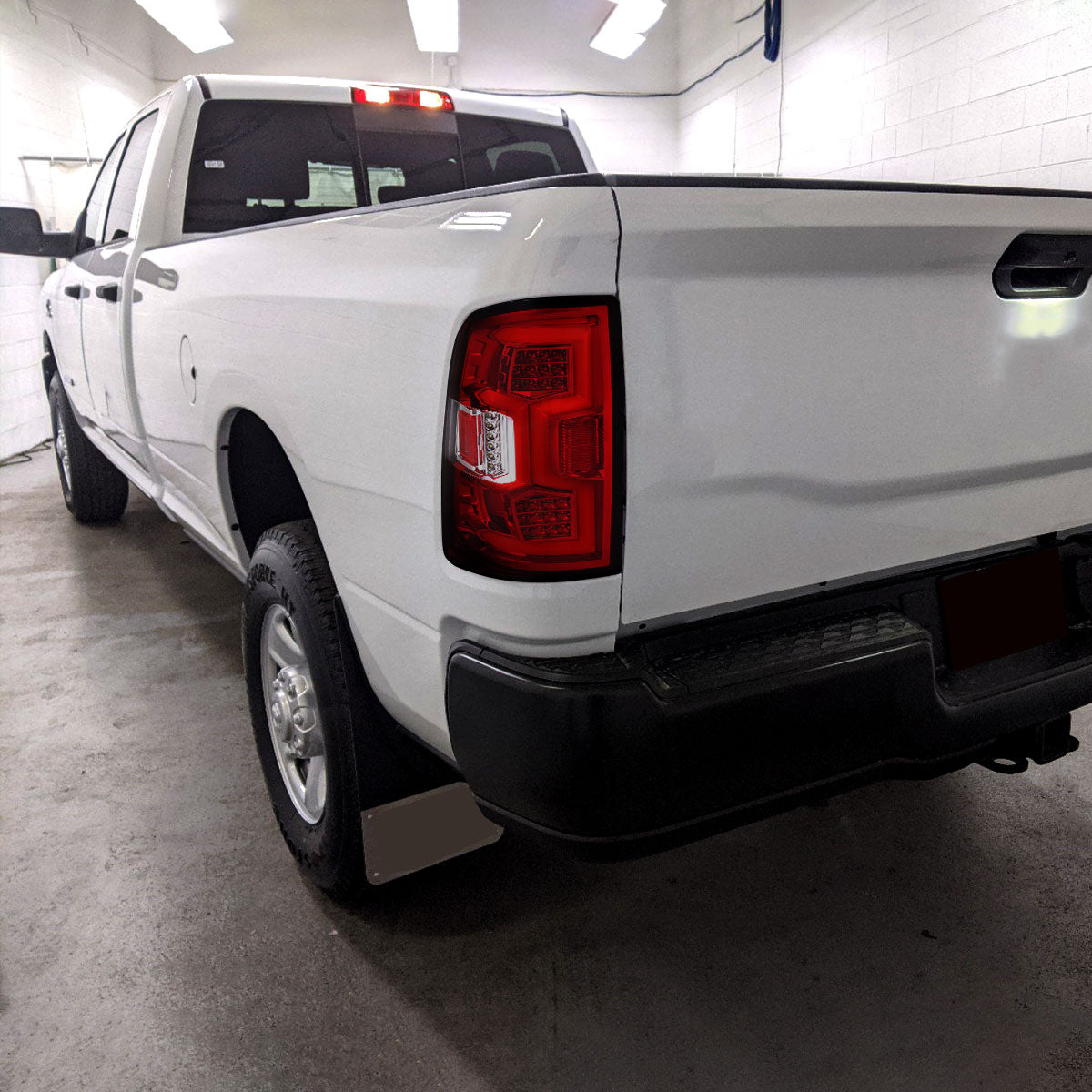 2019-2024 Dodge RAM 2500/3500 LED Sequential Signal Tail Lights (Chrome Housing/Red Lens)