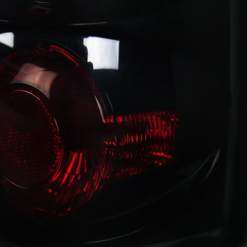 2003-2006 Chevrolet Silverado Tail Lights (Glossy Black Housing/Smoked Lens)