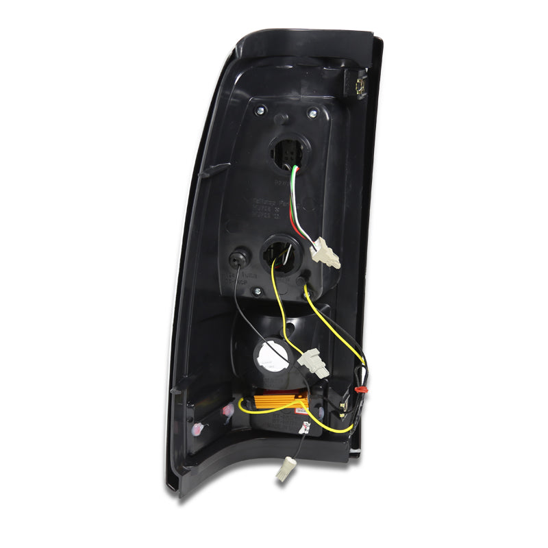 2003-2006 Chevrolet Silverado LED Tail Lights (Chrome Housing/Red Clear Lens)