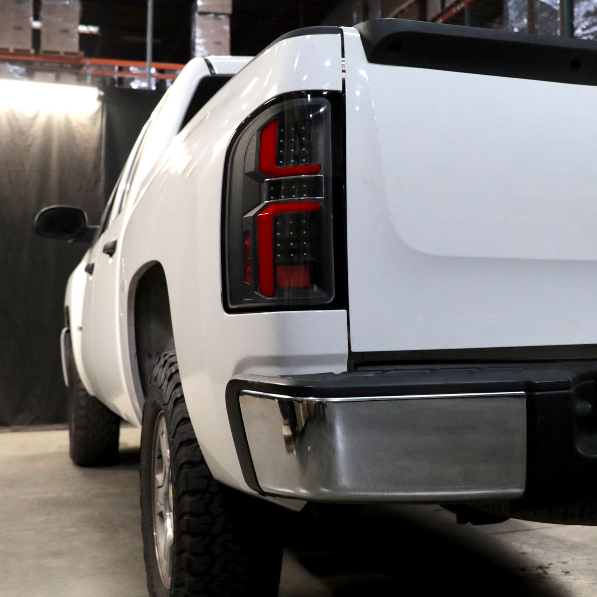 2007-2013 Chevrolet Silverado 1500/ 2007-2014 Silverado 2500HD/3500HD LED Tail Lights with Red LED Bar (Black Housing/Clear Lens)