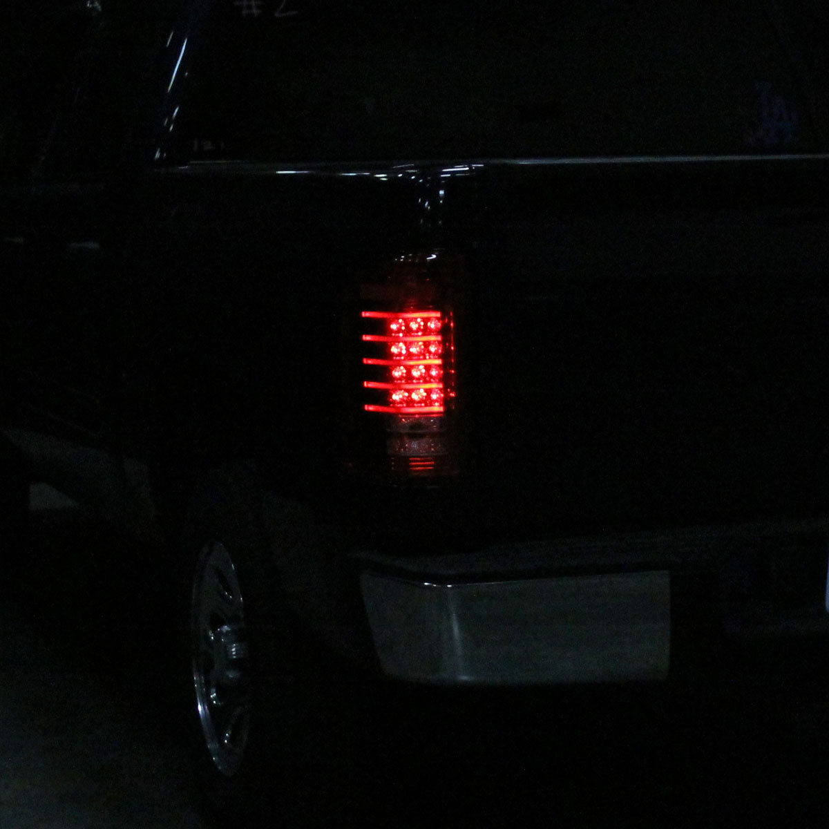 2007-2014 Chevrolet Silverado 1500 2500HD 3500HD LED Tail Lights (Chrome Housing/Red Lens)
