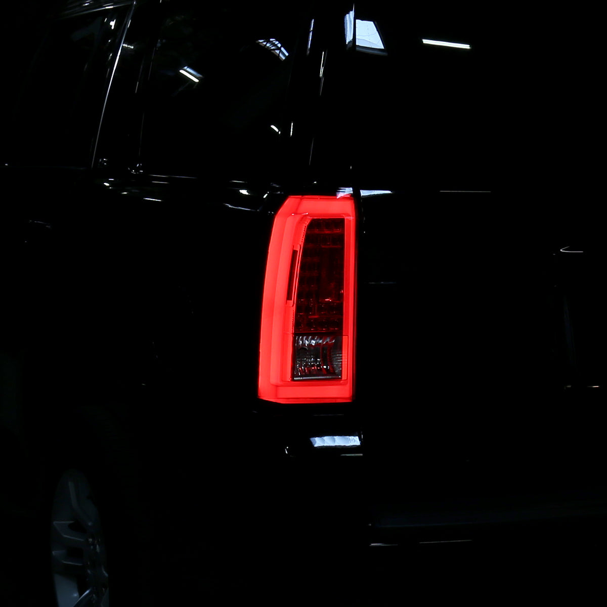 2015-2020 Chevrolet Tahoe/Suburban LS LT LTZ Premier LED Tail Lights (Chrome Housing/Red Lens)