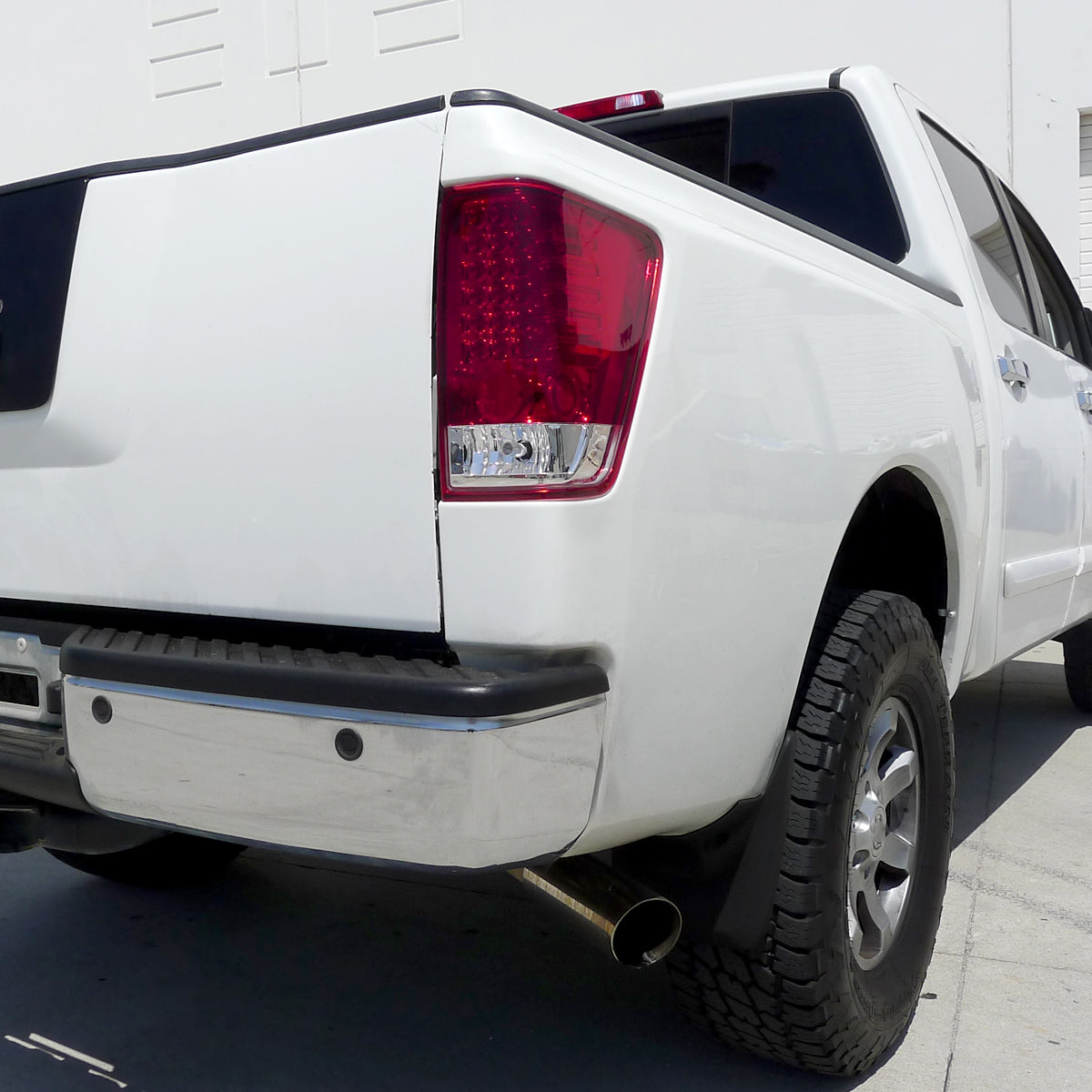 2004-2015 Nissan Titan LED Tail Lights (Chrome Housing/Red Clear Lens)