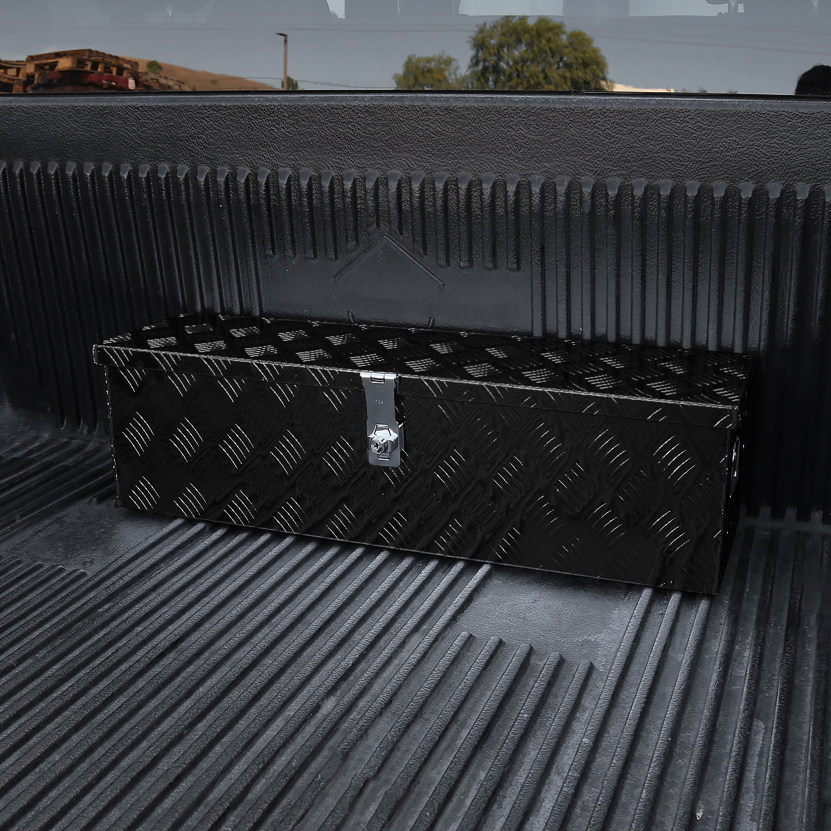 Universal 31" Heavy Duty Black Aluminum Tool Box w/ Side Handles, Lock, & Keys
