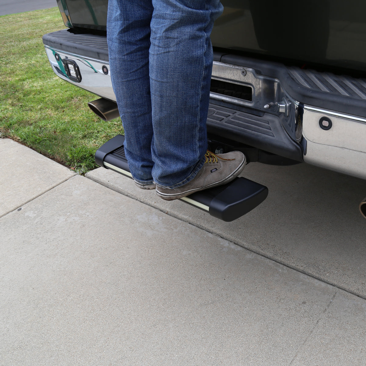 Universal Black Steel Adjustable Rear Step Bar w/ LED Brake Light For 2" Hitch Receiver